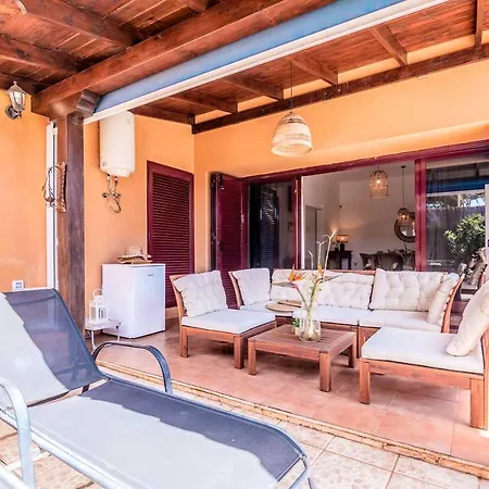 Tropical Private Pool Capellania By Holidays Villa La Oliva
