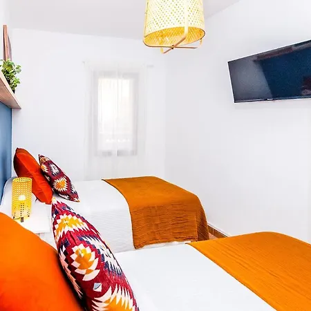Holidayvilla Tropical - Bbq , Pool , Garden By Holidays